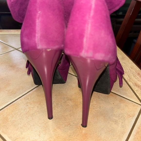 “Dollhouse” Stilettos Burgundy Velvet. 6” Tall Heel - Picture 3 of 8